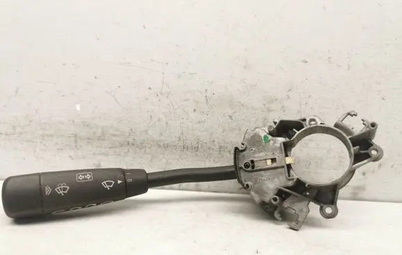 Mercedes-Benz E W211 Indicator stalk A2105450110