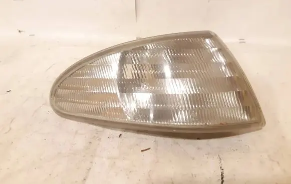 Ford Mondeo MK I Front indicator light 93BG13368AB