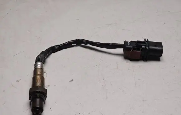 Audi A6 S6 C7 4G Lambda probe sensor 070906262 0281004072 203211
