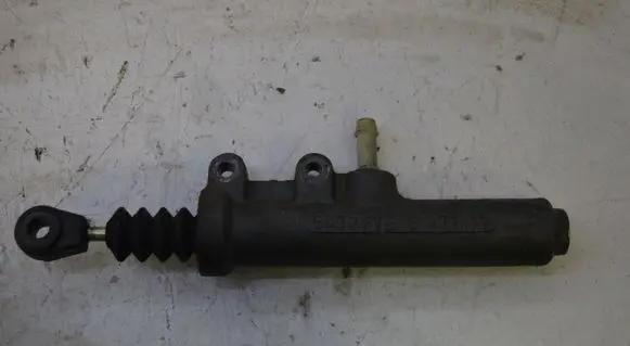 Mercedes-Benz CLK A208 C208 Clutch master cylinder 2022900112