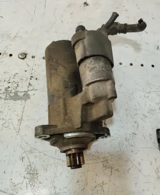 Volkswagen PASSAT CC Starter motor