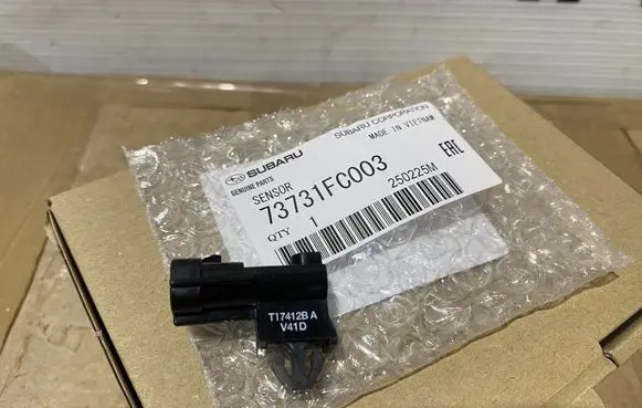 Subaru Impreza V Oil temperature sensor 73731FC003