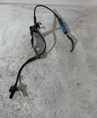 BMW 5 E60 E61 ABS brake wheel speed sensor 6908705