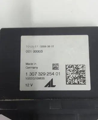 Volvo V50 Light module LCM 00100003 130732925401 10EEG100635