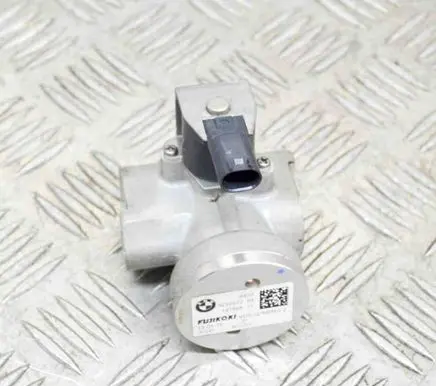 BMW i3 Air conditioning (A/C) expansion valve VDSQP6BMG2 9292572
