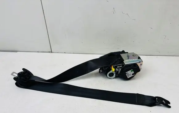 Skoda Superb B8 (3V) Front seatbelt 3V0857702C