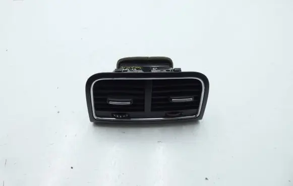Audi A4 S4 B8 8K Rear air vent grill 8K0819203