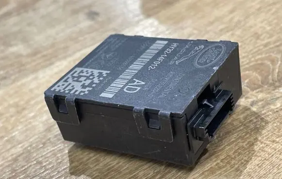 Land Rover Range Rover L405 Tire pressure control unit HY3214F012AD 40398036