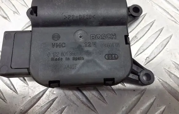 Opel Meriva A A/C air flow flap actuator/motor 0132801356