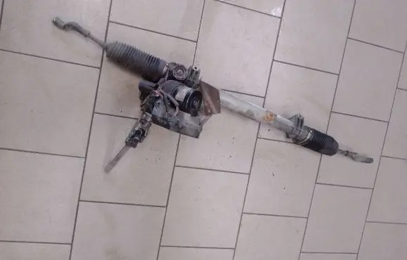 Mercedes-Benz A W169 Steering rack 6700001319