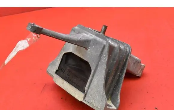 Hyundai Kona I Engine mount vacuum valve 21810G4000