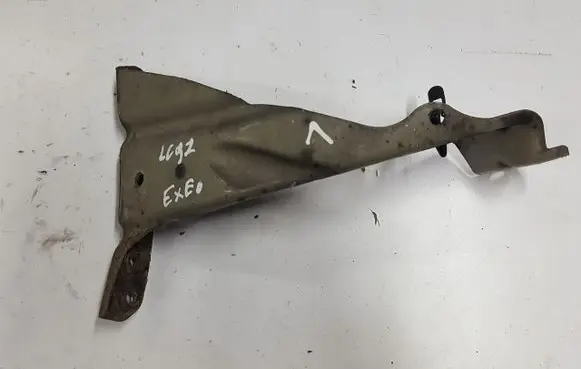 Seat Exeo (3R) Fender mounting bracket