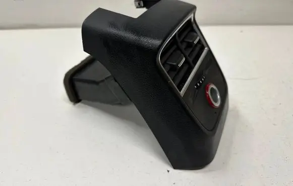 Audi A3 S3 8V Rear air vent grill 8W0819203