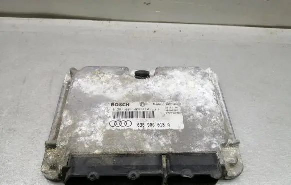 Audi A3 S3 8L Engine control unit/module 038906018A 0281001409