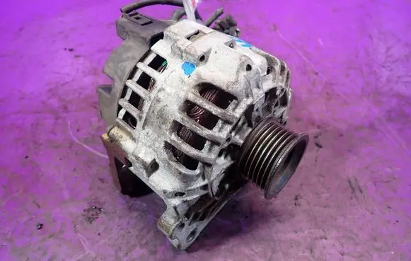 Seat Ibiza III (6L) Generator/alternator 03D903025J
