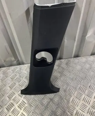 BMW X5 E70 (B) pillar trim (top) 51437129752 006830486