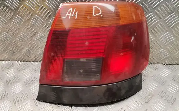 Audi A4 S4 B5 8D Rear/tail lights 8d0945096
