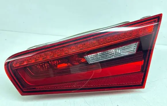Audi A3 S3 8V Tailgate rear/tail lights 8V3945094B