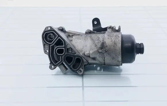 Volvo V50 Engine oil radiator 9687911280 3636312765