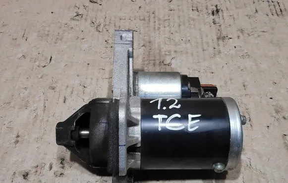 Dacia Dokker Starter motor 233000779