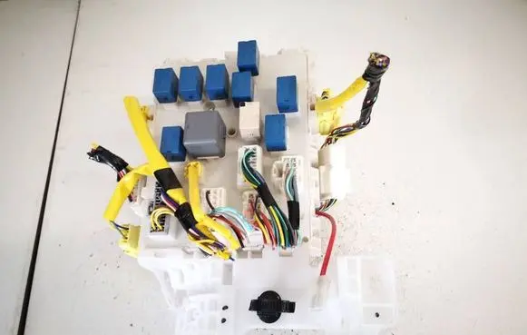 Suzuki SX4 S-Cross Fuse box set 3690261m30 36902-61m30