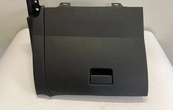 Mazda 2 Glove box DA6C64161 DA6C64261