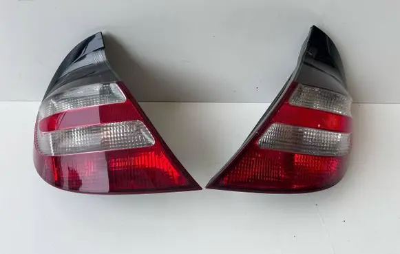 Mercedes-Benz C W203 Rear/tail lights 2038202664 2038202564