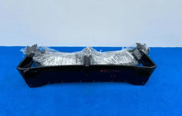 BMW iX Front bumper lip 51115A6B609