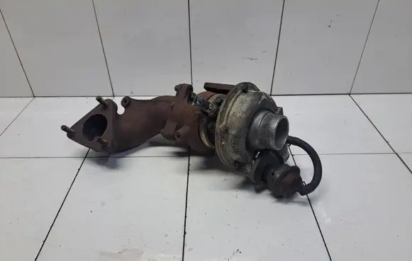 KIA Carnival Turbo 282004X300 KHF51AE
