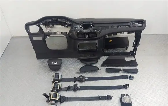 Ford Kuga III Dashboard LV4B-S04326-B