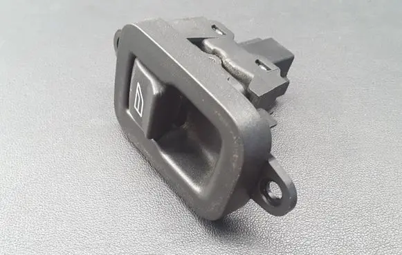 Volvo V50 Electric window control switch 30774163