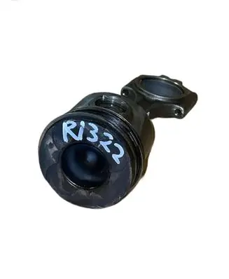 Volvo V70 Piston with connecting rod