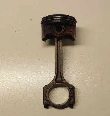 Hyundai i20 (GB IB) Piston with connecting rod G4LC