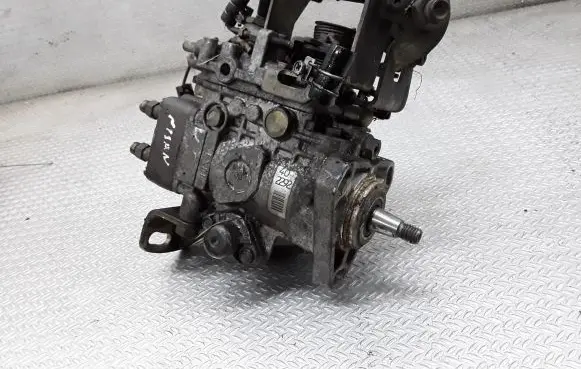 Nissan Almera Fuel injection high pressure pump 1670057J21