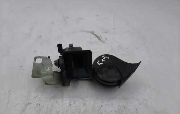 BMW 5 E60 E61 Horn signal