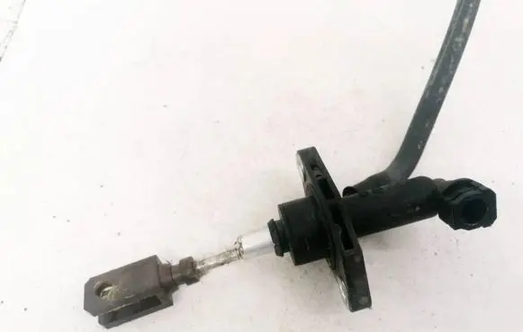 Fiat Sedici Clutch master cylinder 2381079J01 23810-79J01