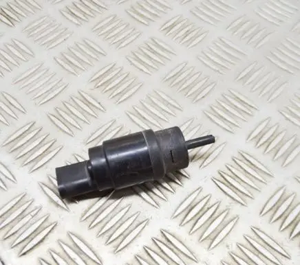 Volkswagen Arteon Windscreen/windshield washer pump 1K5955651