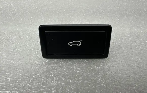 Volkswagen Touareg I Tailgate/boot open switch button 7L6959520B 31417 0000001097642