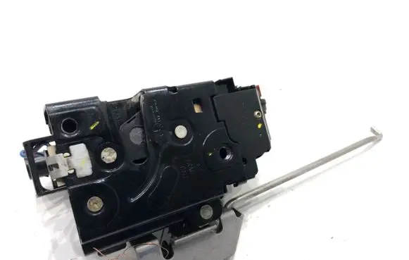 Audi A4 S4 B6 8E 8H Front door lock 4B1837016E