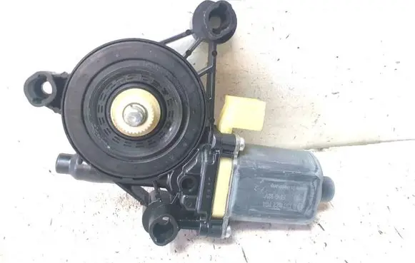 Audi A4 S4 B9 Front door window regulator motor 8W0959802
