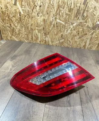 Mercedes-Benz C W204 Rear/tail lights 2048205464 601003 601000