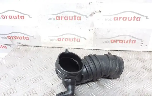 Opel Astra F Air intake duct part 90411677 0020555