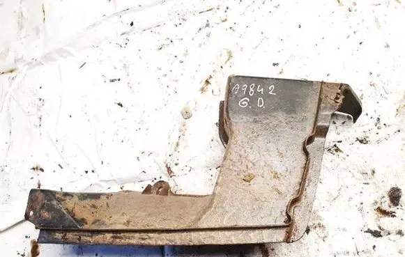 Volkswagen PASSAT B4 Engine splash shield/under tray 3a9825218