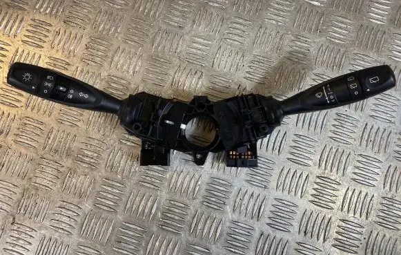 Hyundai i10 Wiper turn signal indicator stalk/switch 299132328 299132302