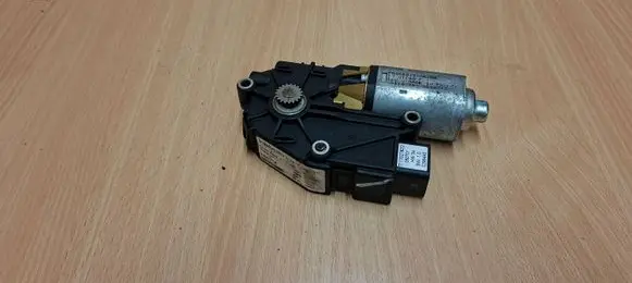 Volvo V50 Sunroof control unit/module 30716185 4N51F53508AD