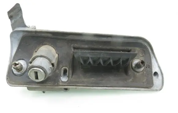 Rear door exterior handle/bracket