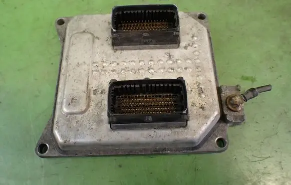 Opel Vectra C Engine control unit/module ECU 55355631