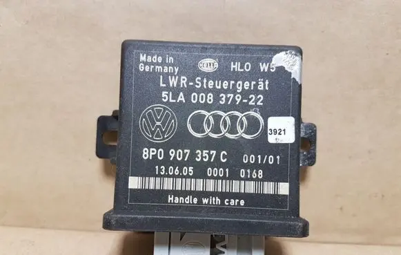 Audi A6 S6 C6 4F Light module LCM 5LA008379 8P0907357C