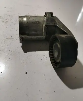 BMW 1 F20 F21 Timing belt tensioner 7599097