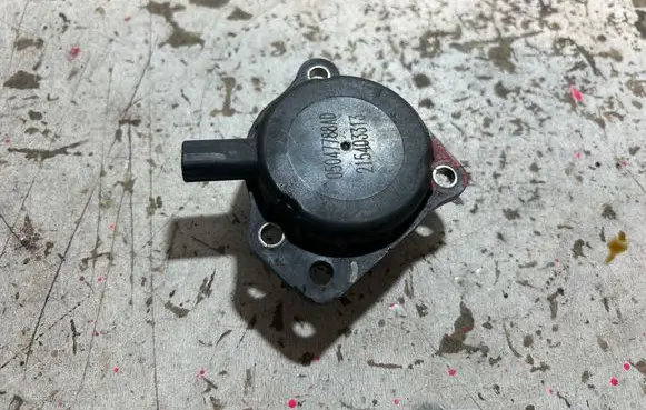 Dodge Durango Camshaft pulley/ VANOS 05047788AD 215403313